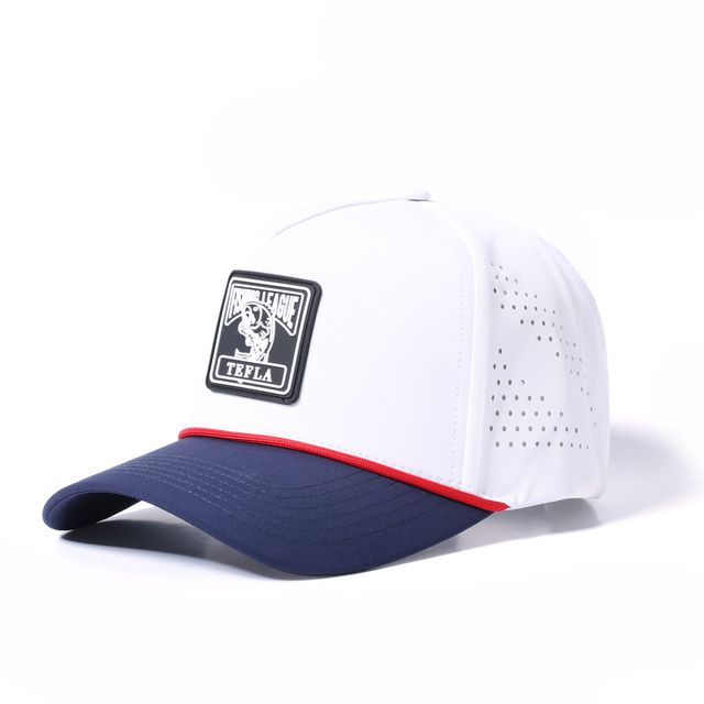 Logo de patch en caoutchouc en cuir personnalis&eacute;, chapeau de golf d&eacute;coup&eacute; au Laser pour Sport en plein air &agrave; s&eacute;chage rapide 